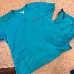 Wonderwink scrub set like new